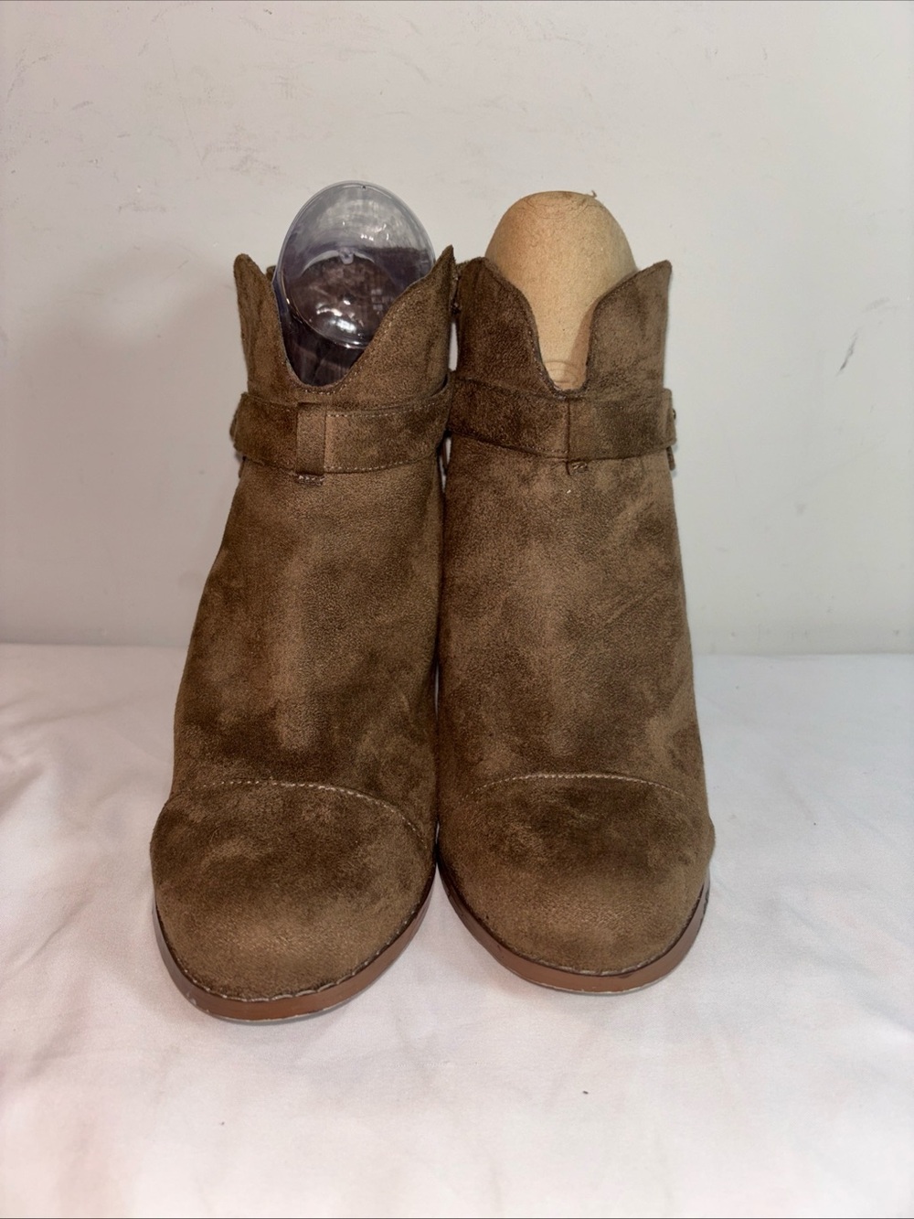Charlotte Russe Women's Brown Suede Ankle Boots. 7/12